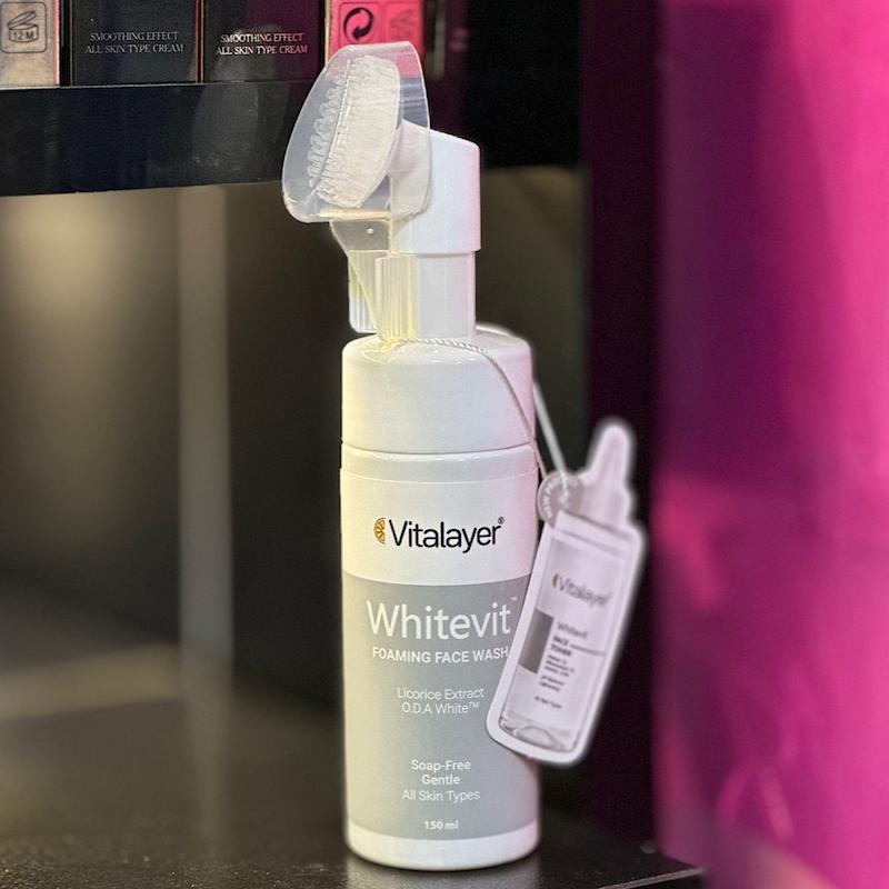 فوم شستشوی ( مناسب پوست های کِدر/ روشن کننده ) VITALAYER
