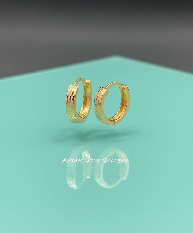 گوشواره طلا ،گوشواره قفلی،گوشواره سبك و مدرن،گوشواره كادويي گوشواره طلای حلقه ای ،گوشواره سبك و مدرن،گوشواره كادويي  نمادار و جلوه عالی  طراحی زیبا  وزن 1.770 گرم