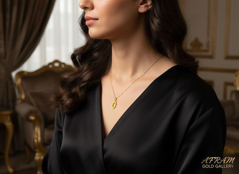 گردنبند طلا مدرن،گردنبند طلا با زنجیر ۴۵ سانتی،زنجیر‌ سبک و نازک،آویز مینیمال ،گردنبند فانتزی و خاص