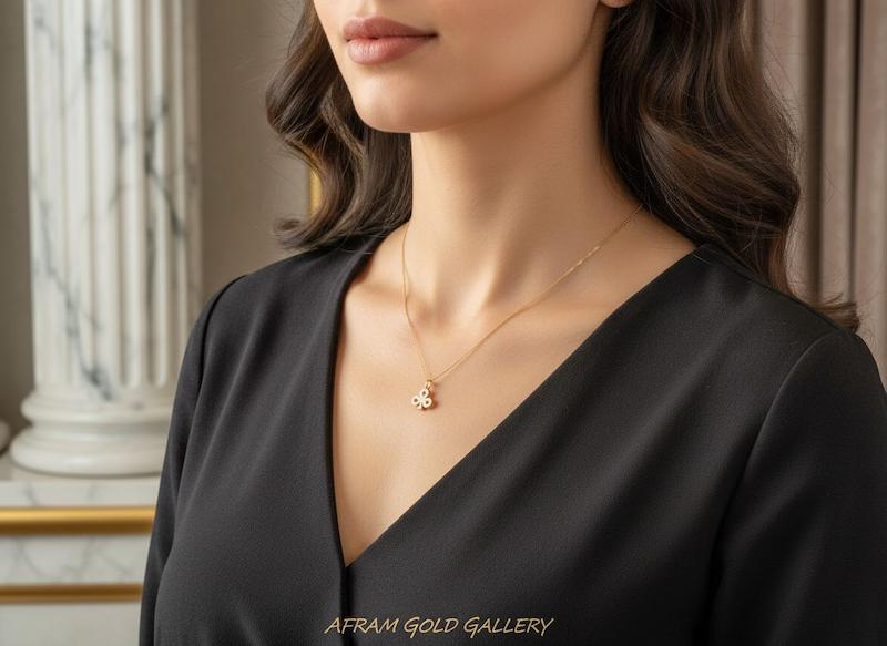 گردنبند طلا مدرن،گردنبند طلا با زنجیر ۴۵ سانتی،زنجیر‌ سبک و نازک،آویز مینیمال ،گردنبند فانتزی و خاص