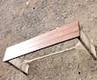 نیمکت چوبی