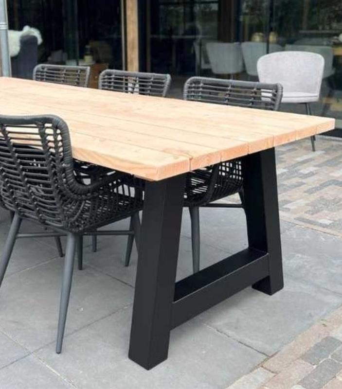 میزناهارخوری