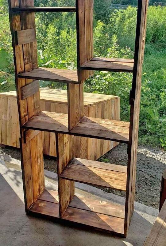 کتابخانه چوبی