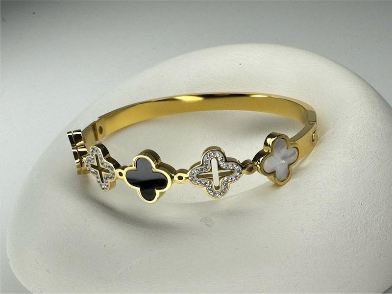 بنگل و النگوی زنانه وارداتی طرح ون کلیف van cleef جواهری رنگ طلایی