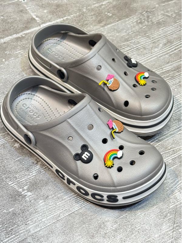 کراکس دمپایی ساحلی زنانه crocs
