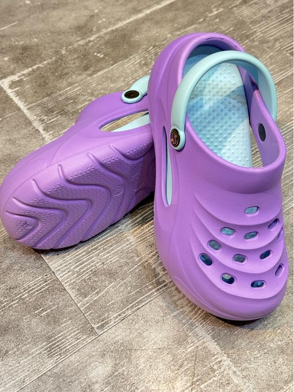کراکس و دمپایی ساحلی زنانه رنگ بنفش لژدار کفی EVA طرح رنگین کمان برند شیما