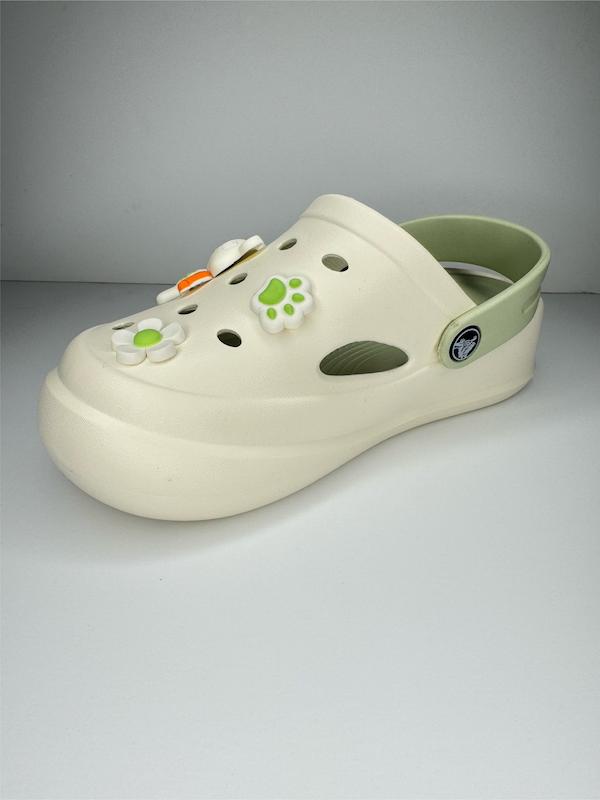 کراکس دمپایی ساحلی زنانه crocs