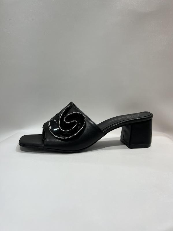 صندل برند پادوا پاشنه 5 سانت گل دار