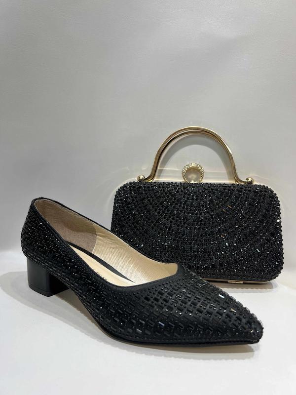  کفش مجلسی سنگی نگین دار مشکی پاشنه دار
