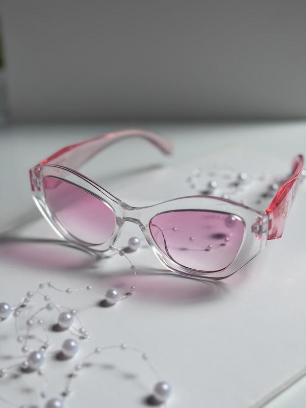عینک آفتابی برند Prada زنانه ترند صورتی یووی 400    B1066