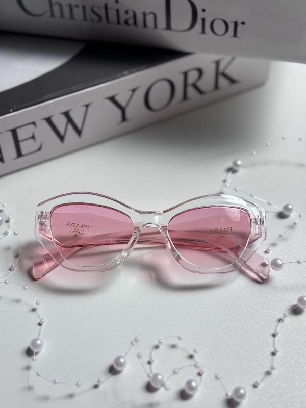 عینک آفتابی برند Prada زنانه ترند صورتی یووی 400    B1066