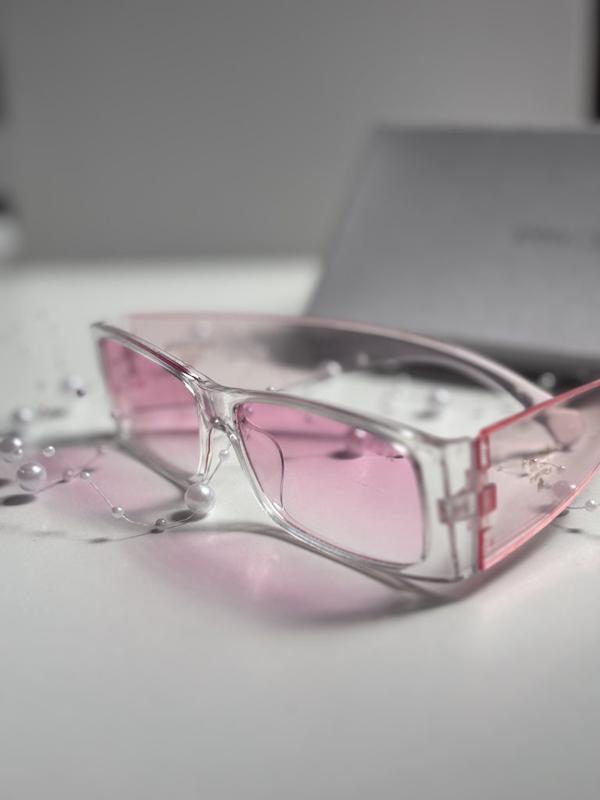عینک آفتابی برند Prada زنانه ترند صورتی یخی یووی 400    B1109