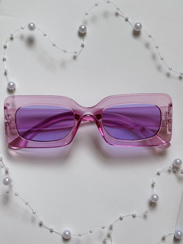 عینک آفتابی برند Prada زنانه گلبهی یووی 400   B1126