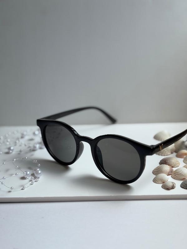 عینک آفتابی برند Fendi زنانه مشکی یووی 400  B1127