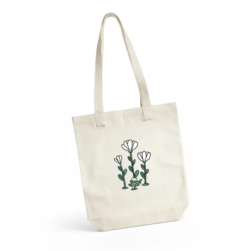 توت بگ قورباغه میان گلها