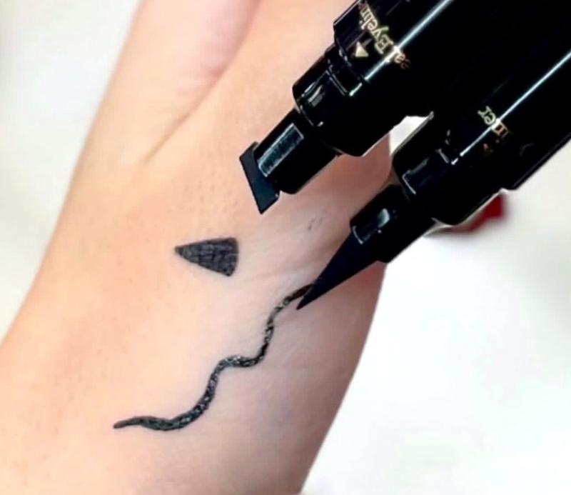 خط چشم ماژیکی دوطرفه استامپی