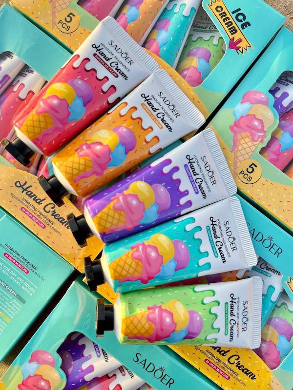 کرم مرطوب کننده دست سادور