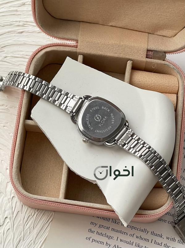 ساعت فلورا دفرمه