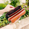 کیف چرم اسپرت دستدوز  آلا مدل خورشید
