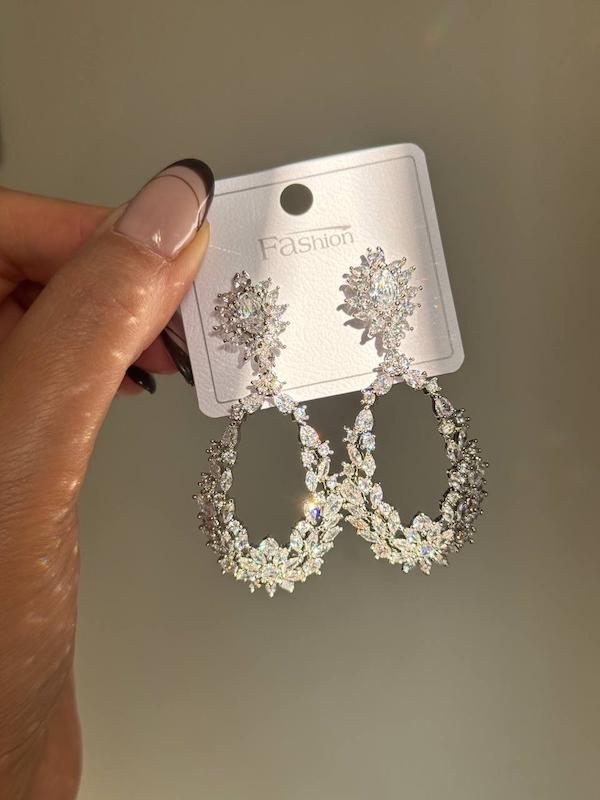 گوشواره جواهری طرح بیضی تو خالی