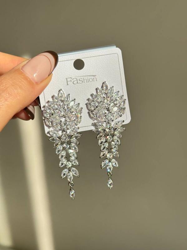 گوشواره جواهری طرح آبشاری پر