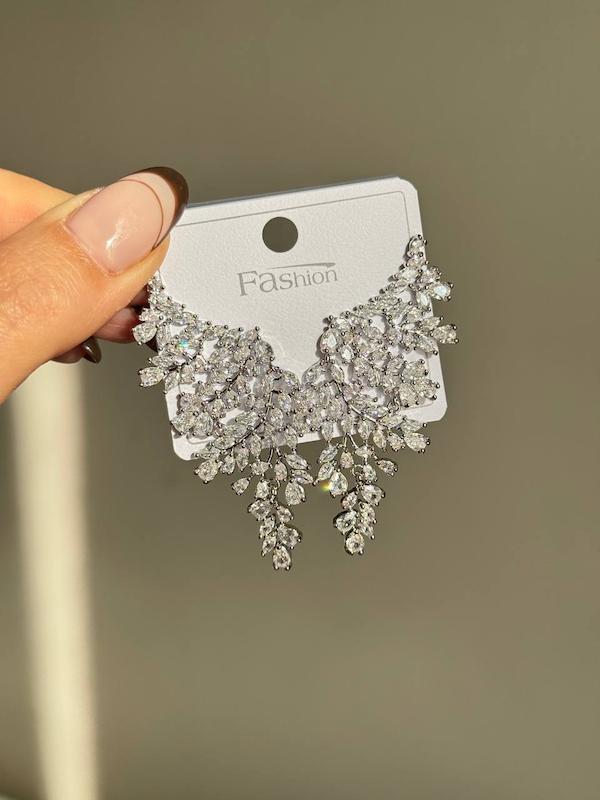 گوشواره جواهری طرح شاخه آبشاری