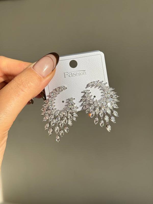 گوشواره جواهری طرح آبشاری پراکنده