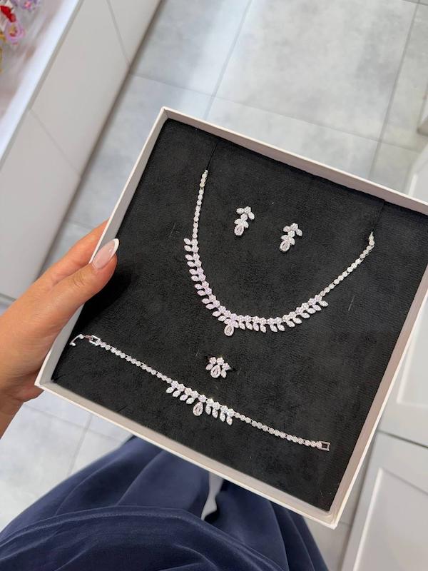 سرویس جواهری