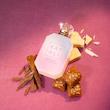 عطر زنانه Kayali Boujee Kitty Caramel Milk | 22 با رایحه کارامل، شیر، شکلات سفید، وانیل، مارشمالو و صندل