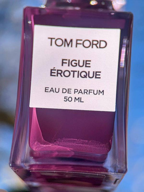 عطر تام فورد Figue Érotique یونی‌سکس از مجموعه Private Blend با رایحه انجیر، برگ انجیر و شکر قهوه‌ای