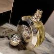 عطر ادکلن زنانه Versace Eros Pour Femme ورساچه اروس پور فم با بطری طلایی و نماد مدوسا