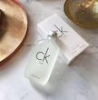 عطر CK One Calvin Klein یونیسکس با رایحه مرکباتی، سبز، چای سبز و مشک