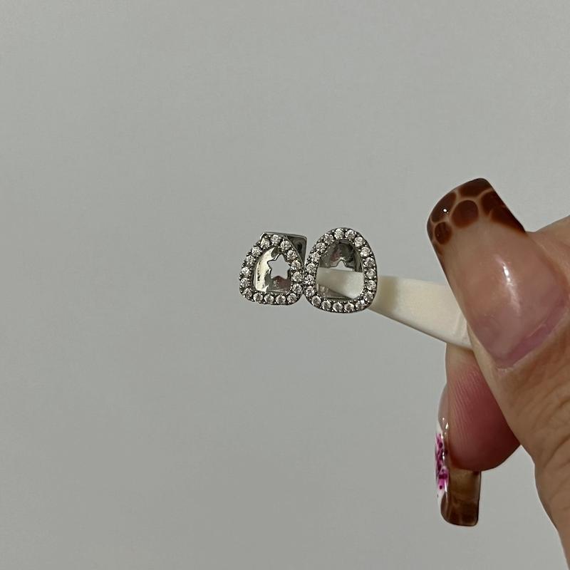 گریلز دور قالبی فول نگین✨