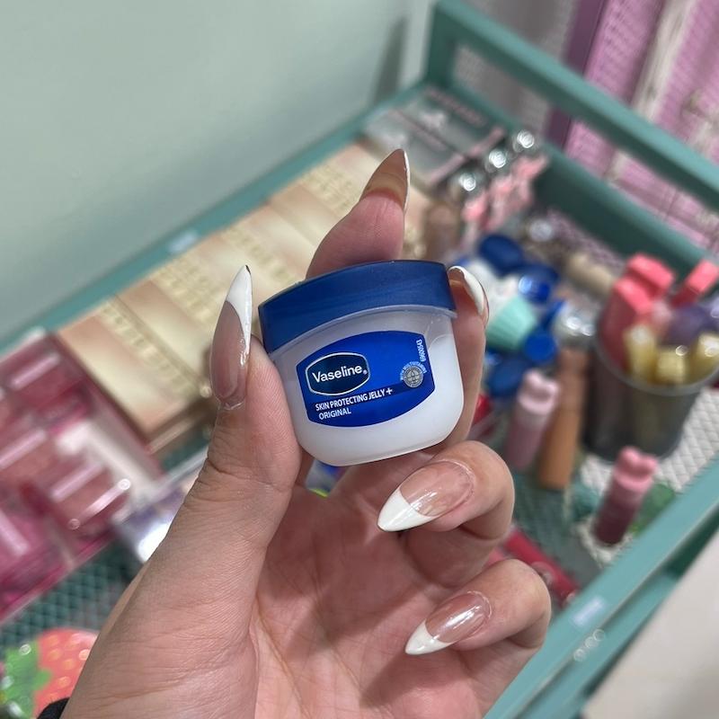 کرم و وازلین مینی