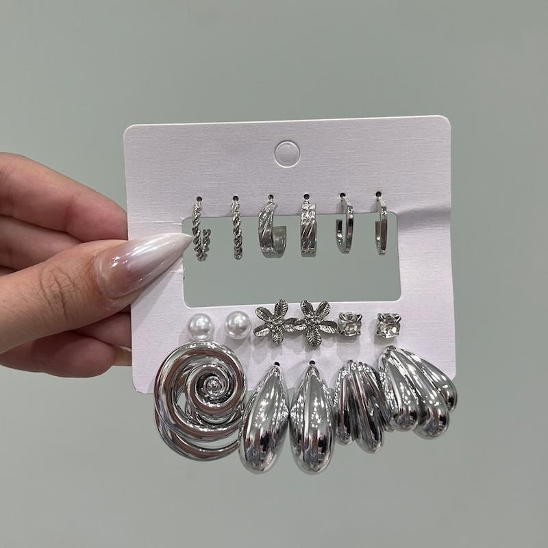 پک گوشواره اسپیرال