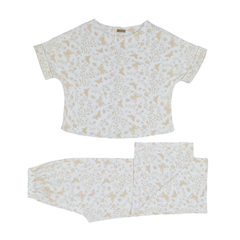 نگاه تیشرت شلوار طرح پروانه (1895)