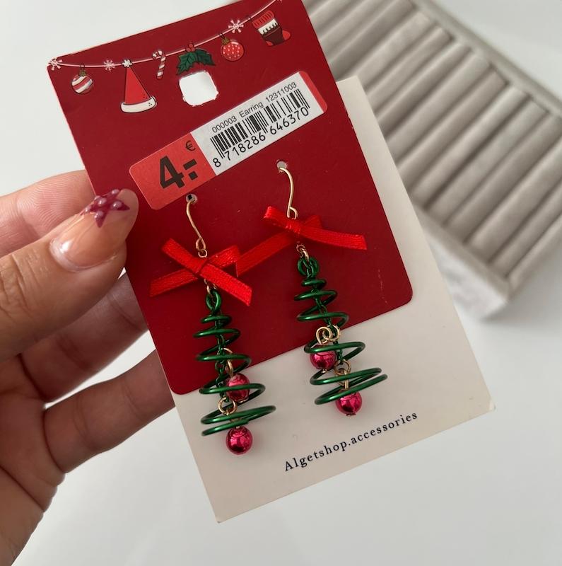 گوشواره کریسمس اروپایی