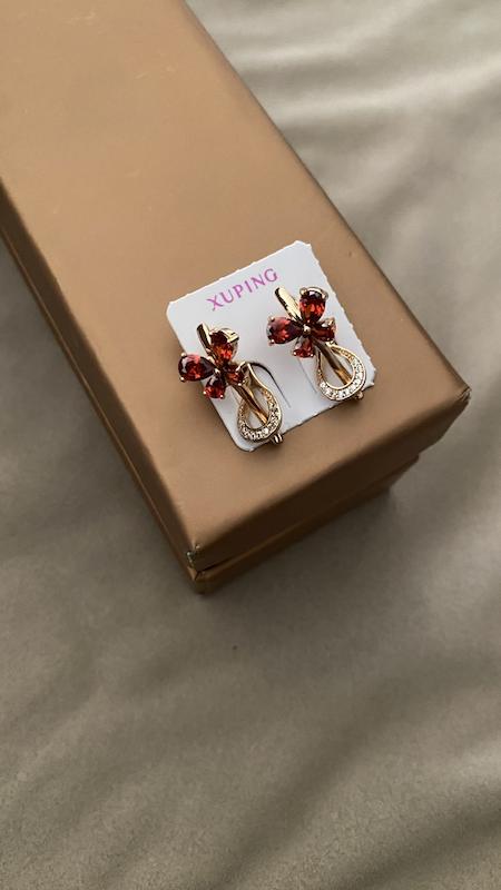 گوشواره ژوپینگ