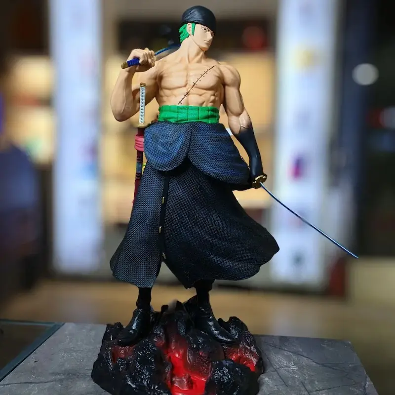 فیگور زورو 5 سر از انیمه وان پیس