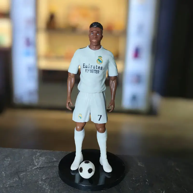 فیگور فوتبالی مدل وینیسیوس جونیور