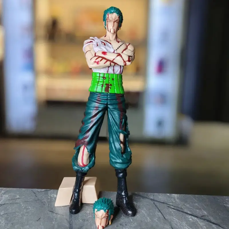 فیگور زورو مدل شلوار پاره 