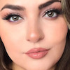از رو به رو با فاصله نزدیک