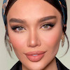 از رو به رو با میکاپ