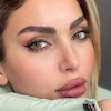 از رو به رو با فاصله نزدیک