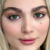 عکس از روبررو با فاصله نزدیک
