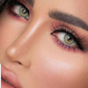 از رو به رو با فاصله نزدیک