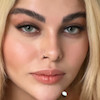 عکس لنز از روبروی روی چشم تیره