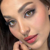سه رخ با فاصله نزدیک