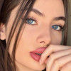 عکس از سه رخ با نور طبیعی