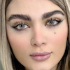 از رو به رو با فاصله نزدیک